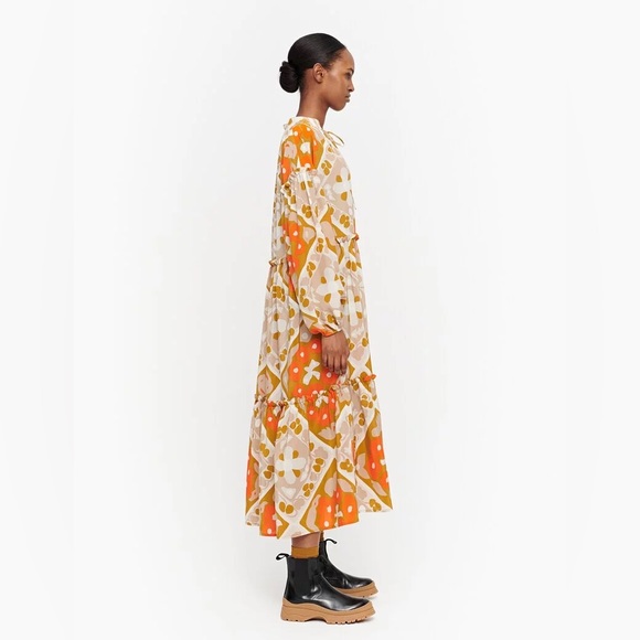 Marimekko Dresses & Skirts - Marimekko silk dress - Iltarusko Välly dress Size S (fits 4-8)